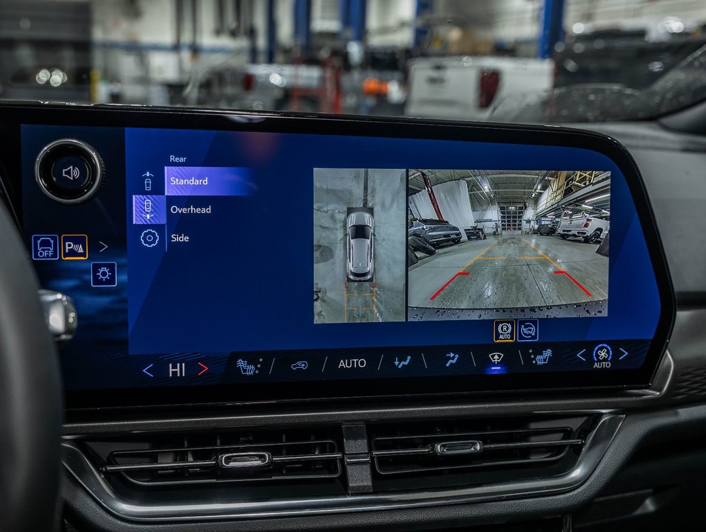 Chevrolet Equinox EV  2026 à St-Jérôme, Québec - 18 - w1024h768px