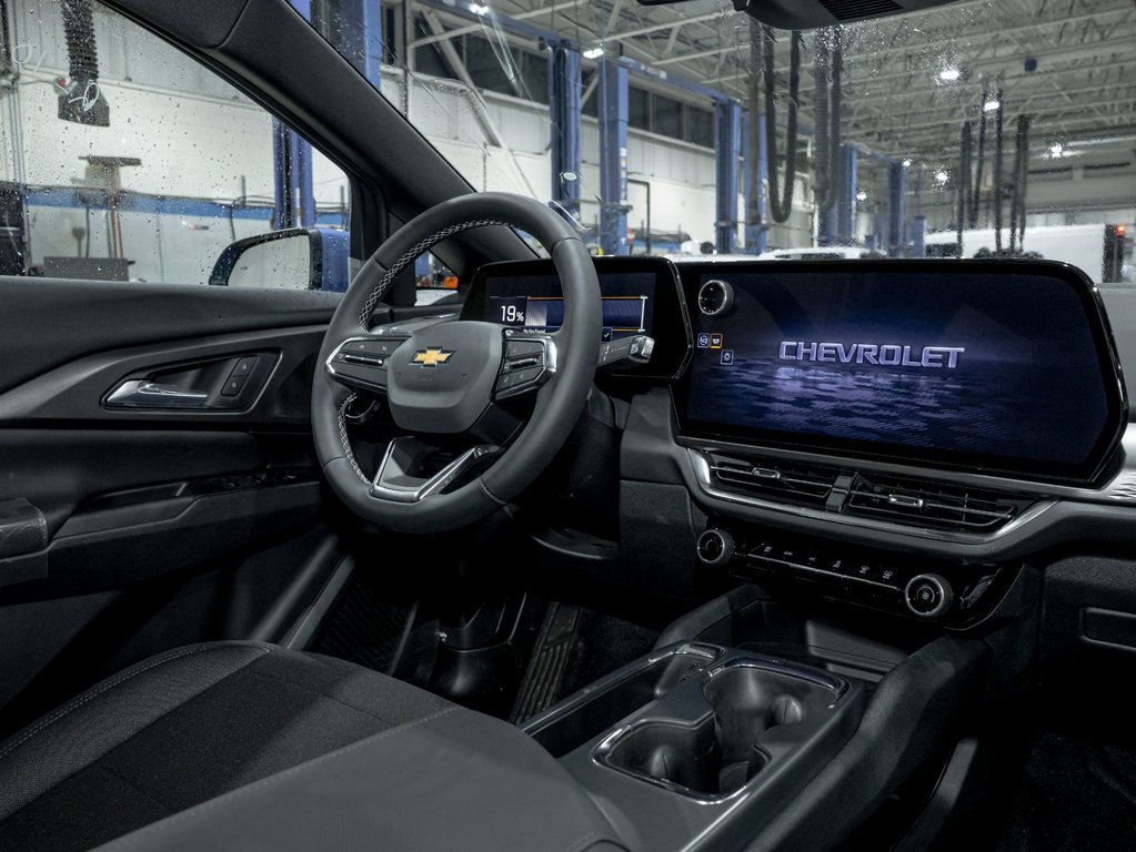Chevrolet Equinox EV  2026 à St-Jérôme, Québec - 26 - w1024h768px