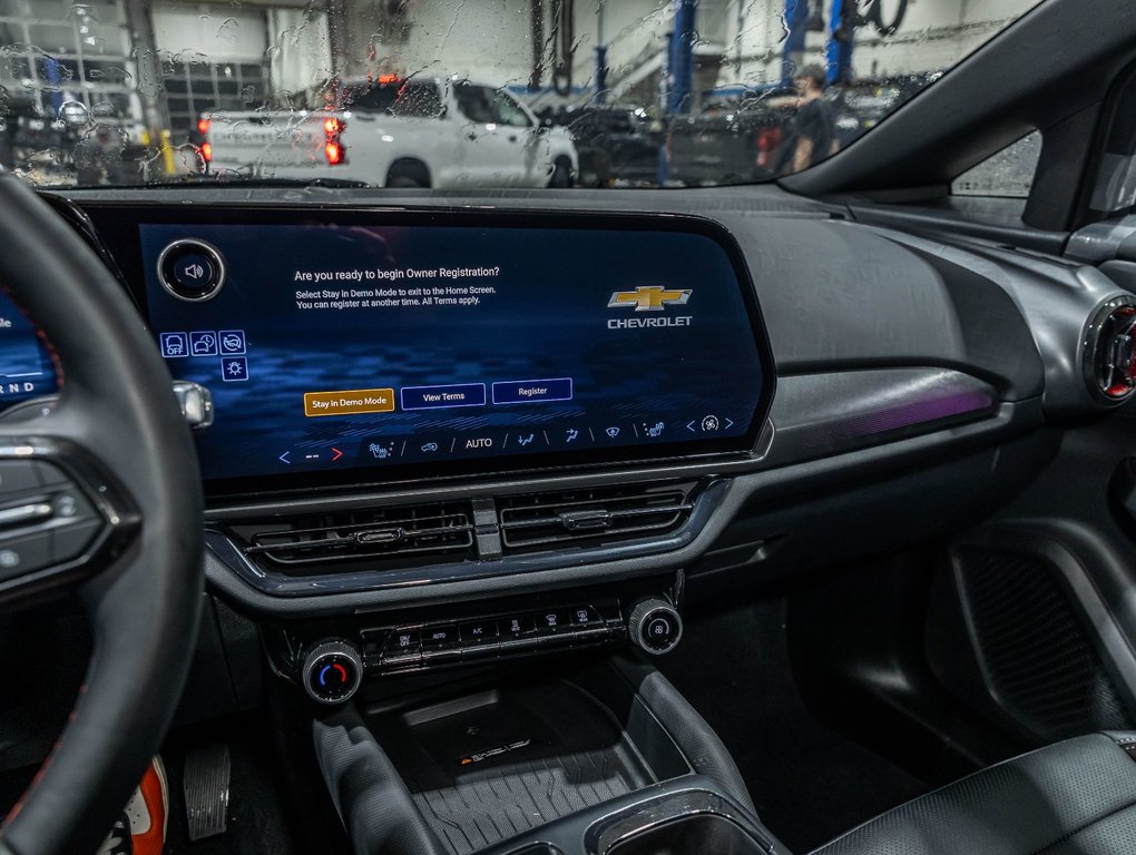 Chevrolet Equinox EV  2026 à St-Jérôme, Québec - 19 - w1024h768px