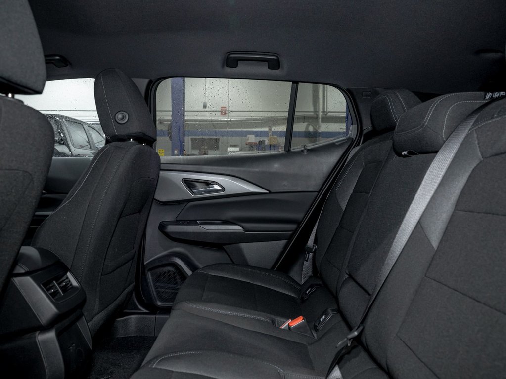 Chevrolet Equinox EV  2026 à St-Jérôme, Québec - 27 - w1024h768px