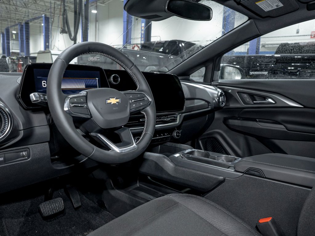 Chevrolet Equinox EV  2026 à St-Jérôme, Québec - 12 - w1024h768px