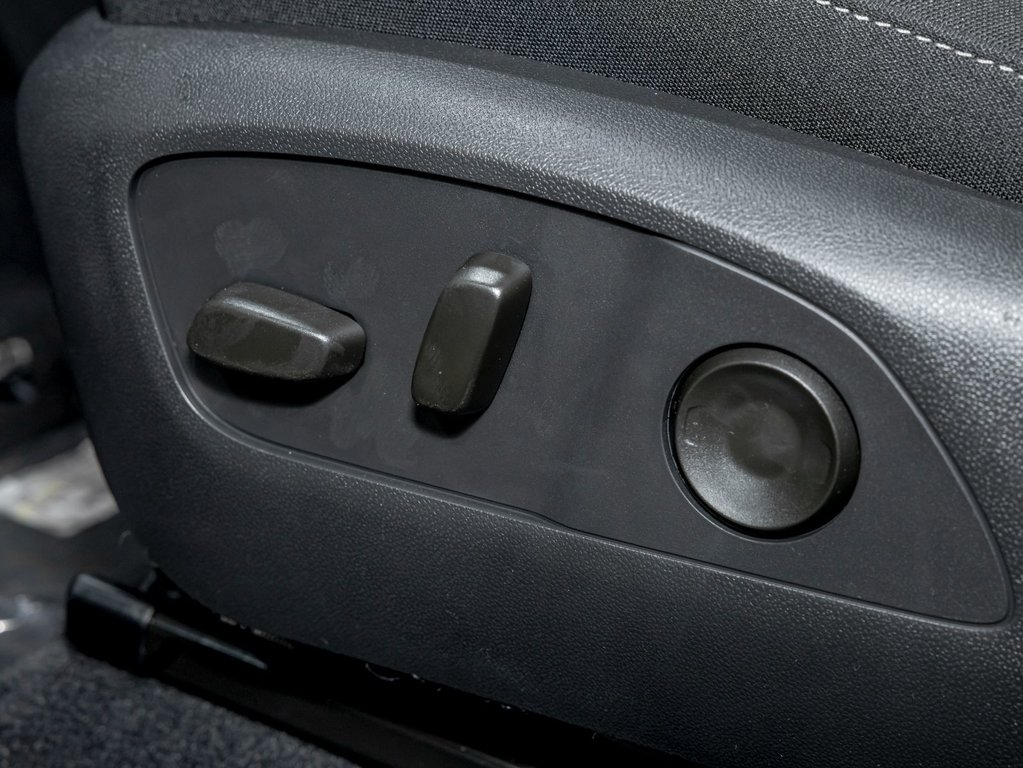 Chevrolet Equinox EV  2026 à St-Jérôme, Québec - 23 - w1024h768px