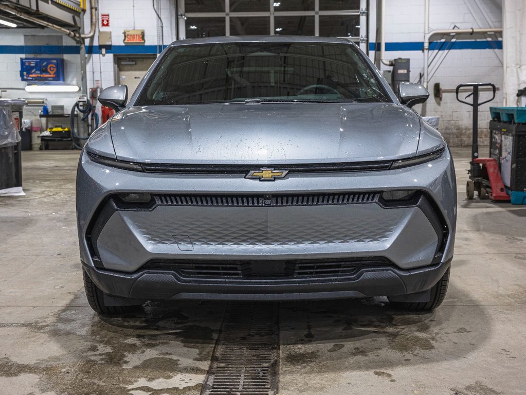 Chevrolet Equinox EV  2026 à St-Jérôme, Québec - 2 - w1024h768px