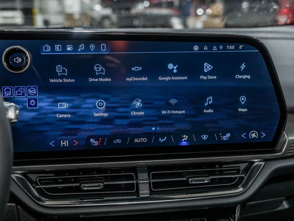 Chevrolet Equinox EV  2026 à St-Jérôme, Québec - 17 - w1024h768px