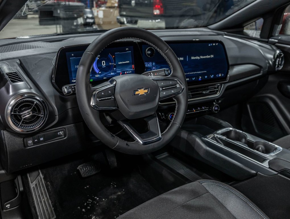 Chevrolet Equinox EV  2026 à St-Jérôme, Québec - 12 - w1024h768px