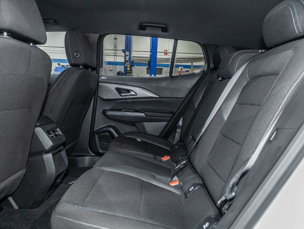 Chevrolet Equinox EV  2026 à St-Jérôme, Québec - 27 - w1024h768px