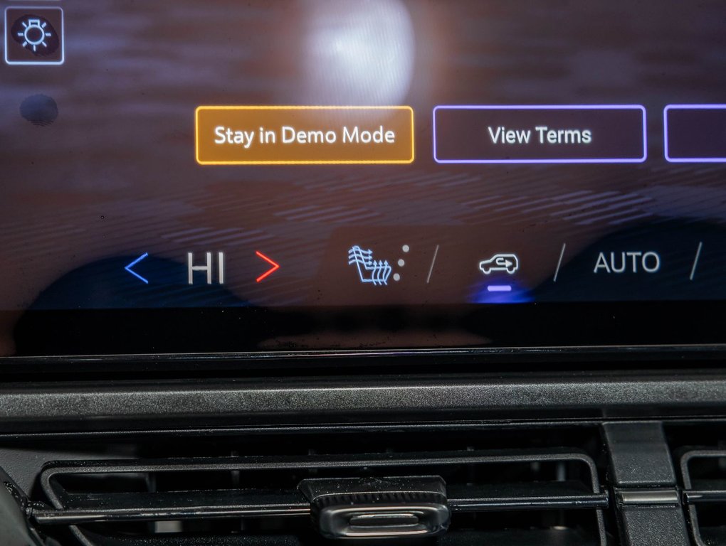 2026 Chevrolet Equinox EV in St-Jérôme, Quebec - 20 - w1024h768px