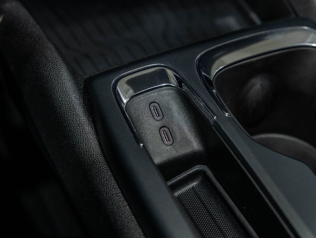 Chevrolet Equinox EV  2026 à St-Jérôme, Québec - 25 - w1024h768px