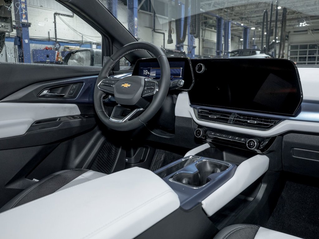 2026 Chevrolet Equinox EV in St-Jérôme, Quebec - 27 - w1024h768px
