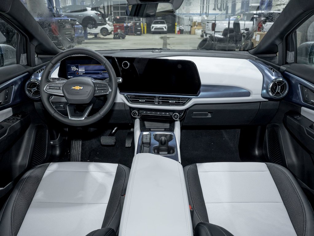 2026 Chevrolet Equinox EV in St-Jérôme, Quebec - 4 - w1024h768px