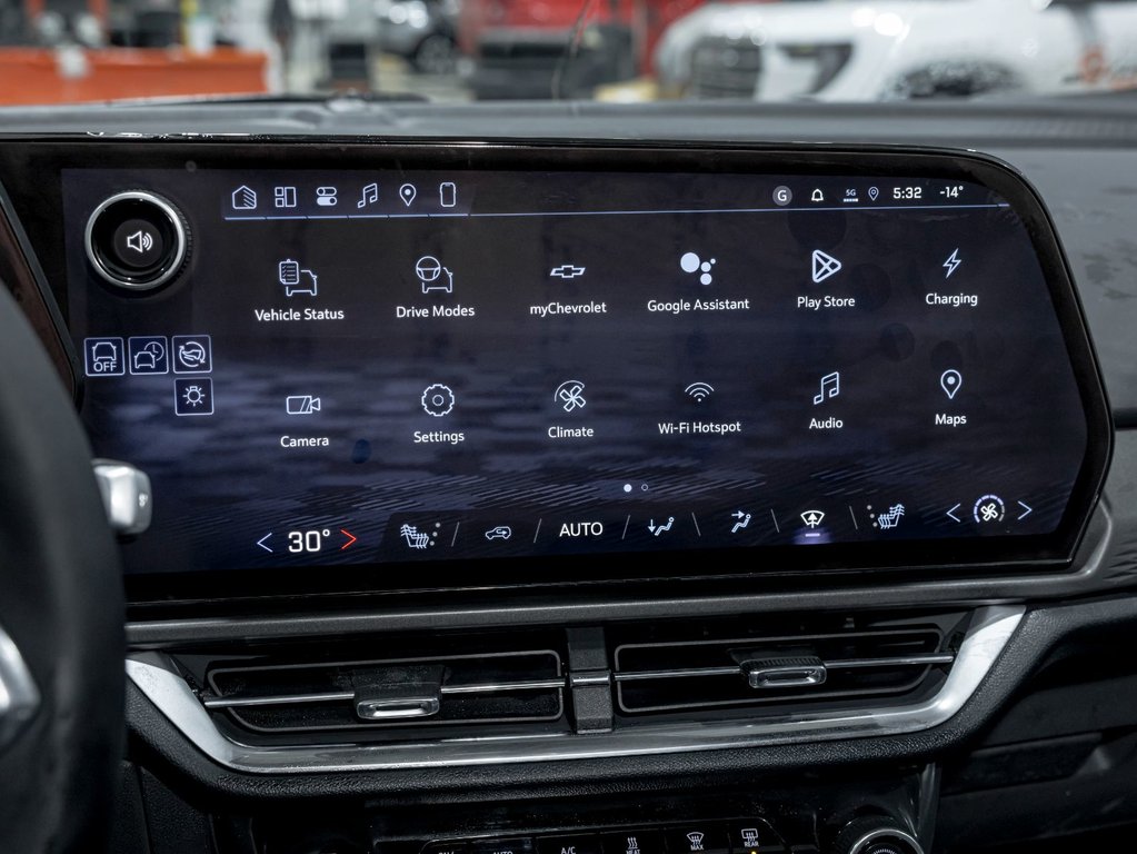 2026 Chevrolet Equinox EV in St-Jérôme, Quebec - 17 - w1024h768px