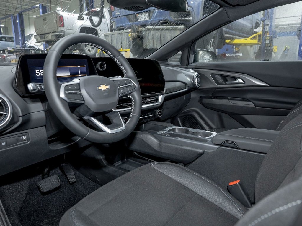 Chevrolet Equinox EV  2026 à St-Jérôme, Québec - 12 - w1024h768px