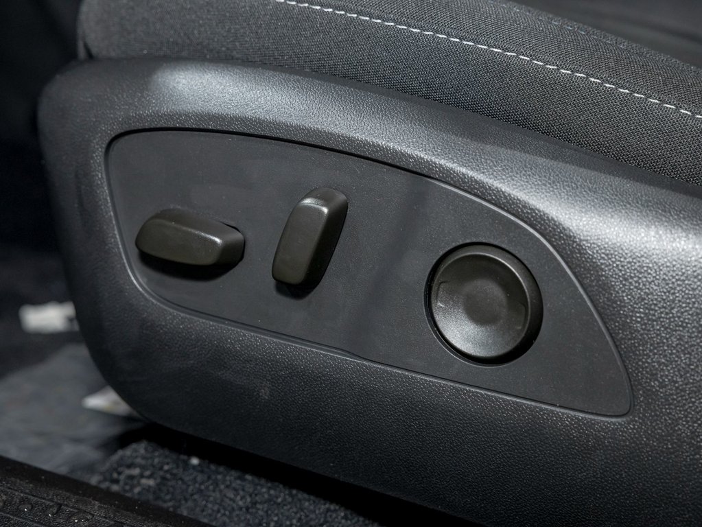 Chevrolet Equinox EV  2026 à St-Jérôme, Québec - 22 - w1024h768px