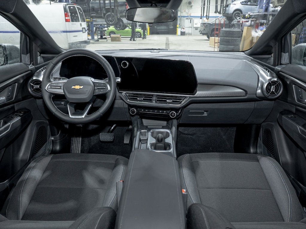 Chevrolet Equinox EV  2026 à St-Jérôme, Québec - 4 - w1024h768px
