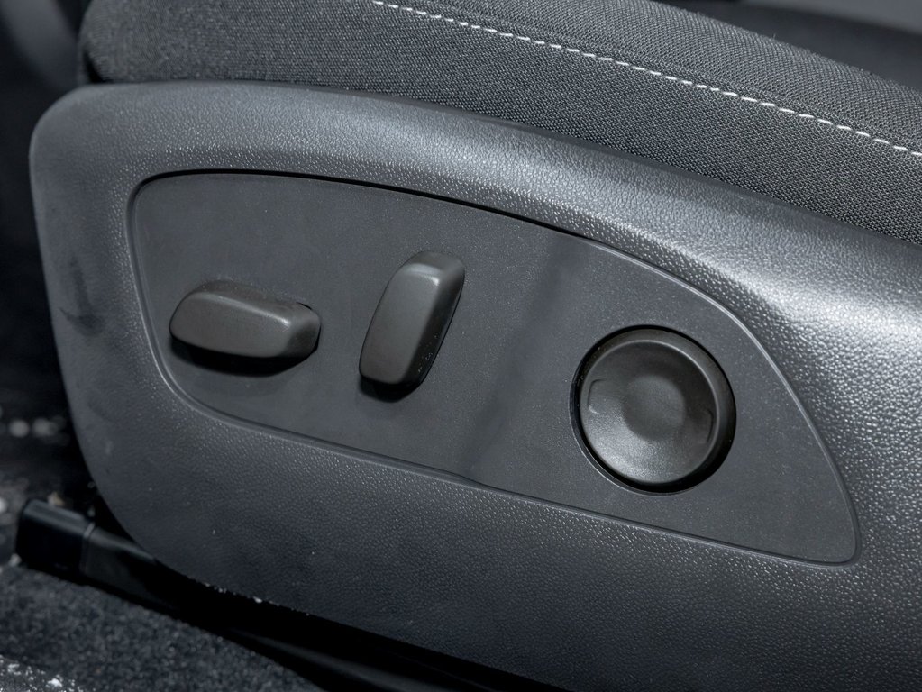 Chevrolet Equinox EV  2026 à St-Jérôme, Québec - 23 - w1024h768px