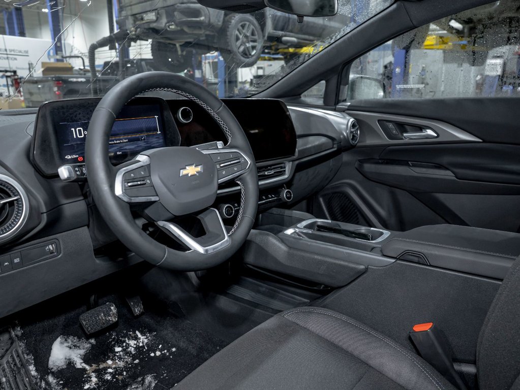 Chevrolet Equinox EV  2026 à St-Jérôme, Québec - 12 - w1024h768px