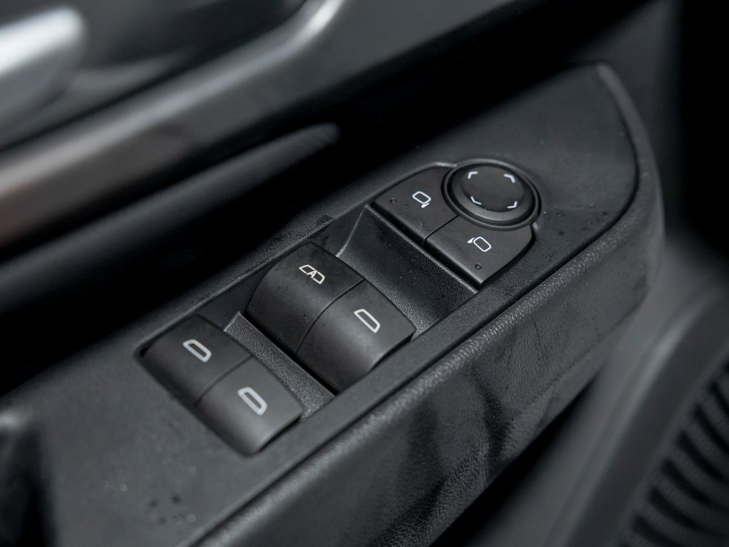 2026 Chevrolet Equinox EV in St-Jérôme, Quebec - 25 - w1024h768px