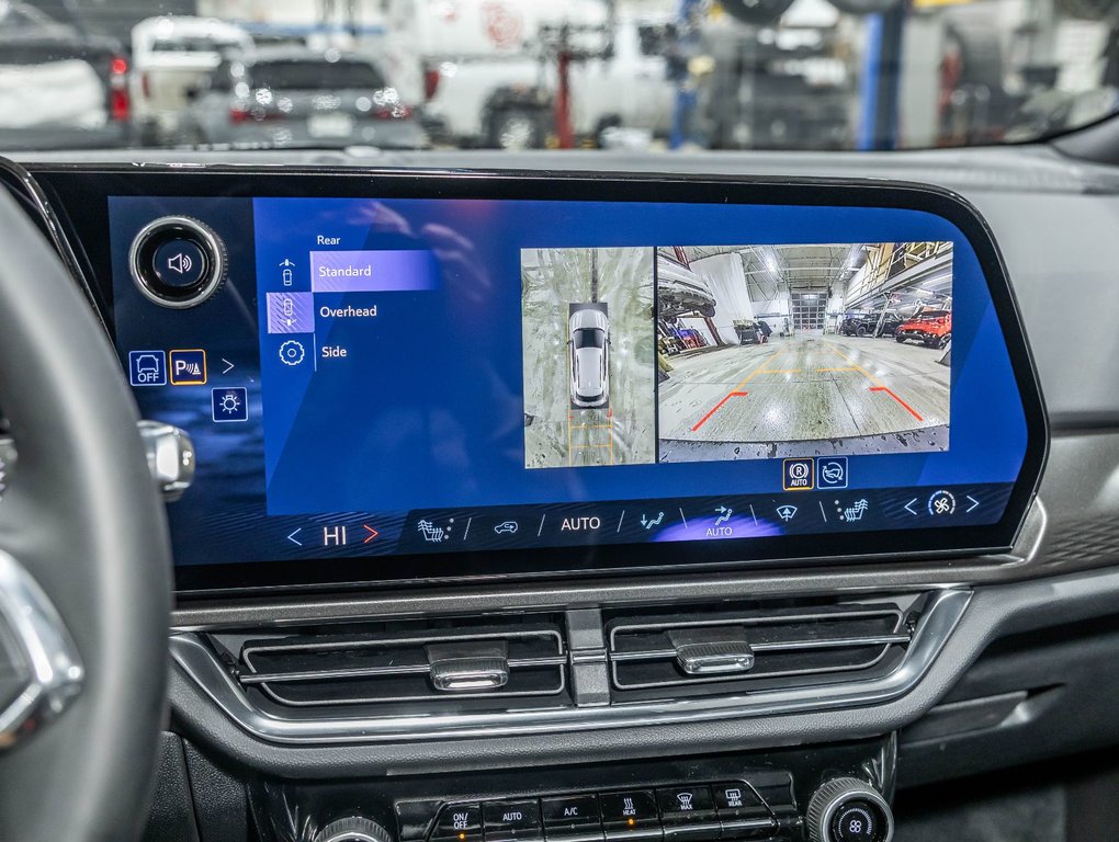 Chevrolet Equinox EV  2026 à St-Jérôme, Québec - 18 - w1024h768px