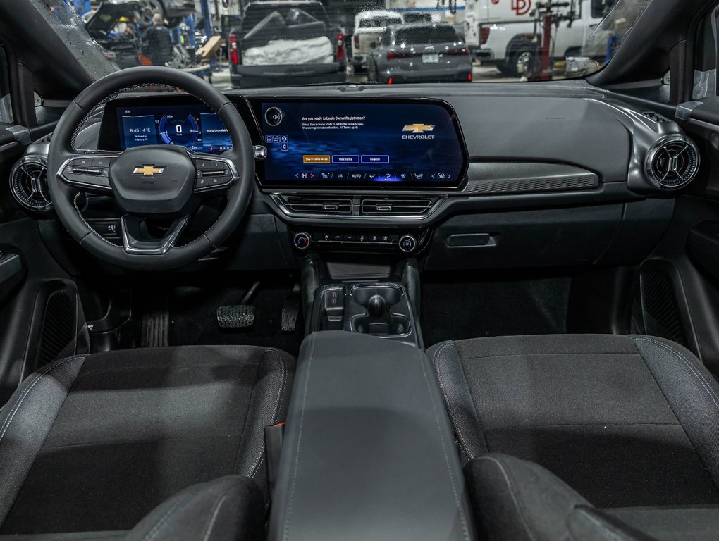 Chevrolet Equinox EV  2026 à St-Jérôme, Québec - 4 - w1024h768px
