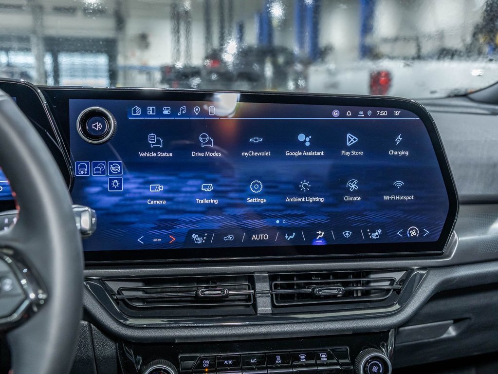 Chevrolet Equinox EV  2026 à St-Jérôme, Québec - 17 - w1024h768px