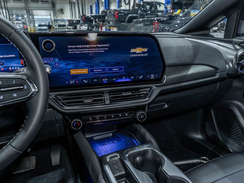 2027 Chevrolet Equinox EV in St-Jérôme, Quebec - 20 - w1024h768px