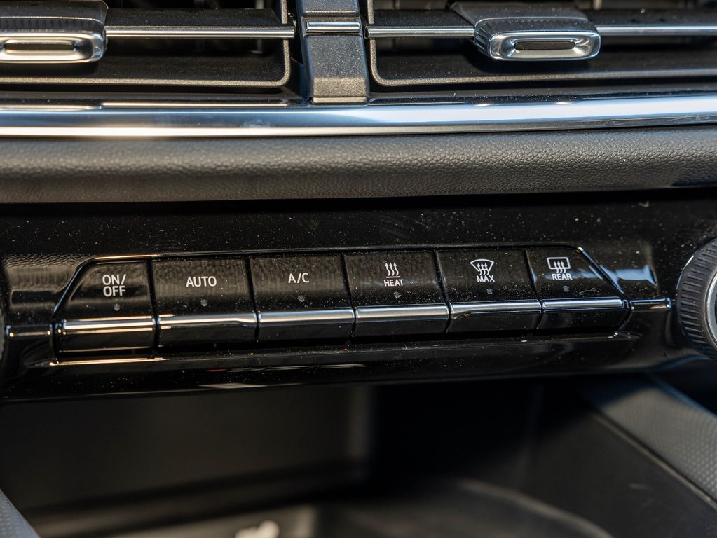 2027 Chevrolet Equinox EV in St-Jérôme, Quebec - 22 - w1024h768px