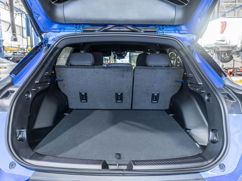 2027 Chevrolet Equinox EV in St-Jérôme, Quebec - 28 - w1024h768px