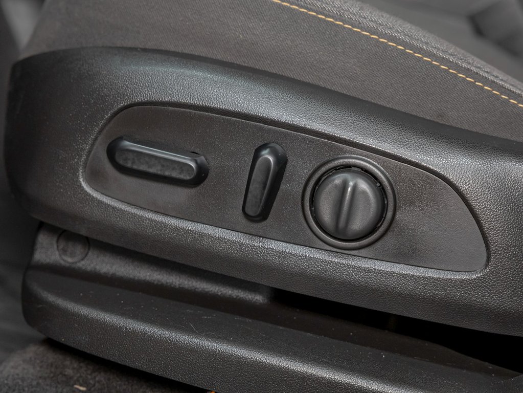 Chevrolet Equinox  2018 à St-Jérôme, Québec - 23 - w1024h768px