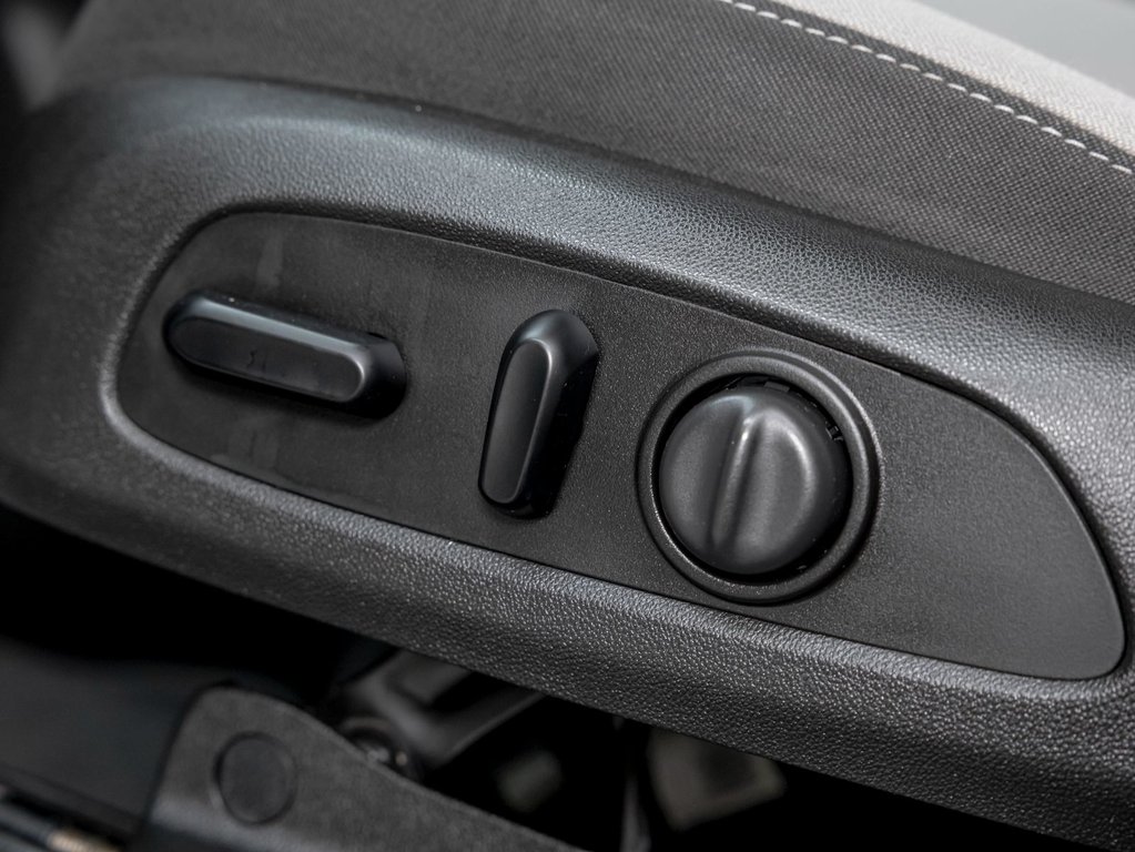 Chevrolet Equinox  2020 à St-Jérôme, Québec - 23 - w1024h768px