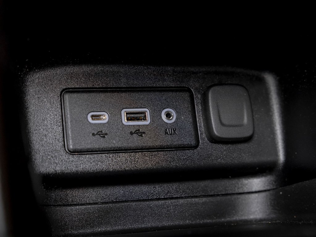 2020 Chevrolet Equinox in St-Jérôme, Quebec - 21 - w1024h768px