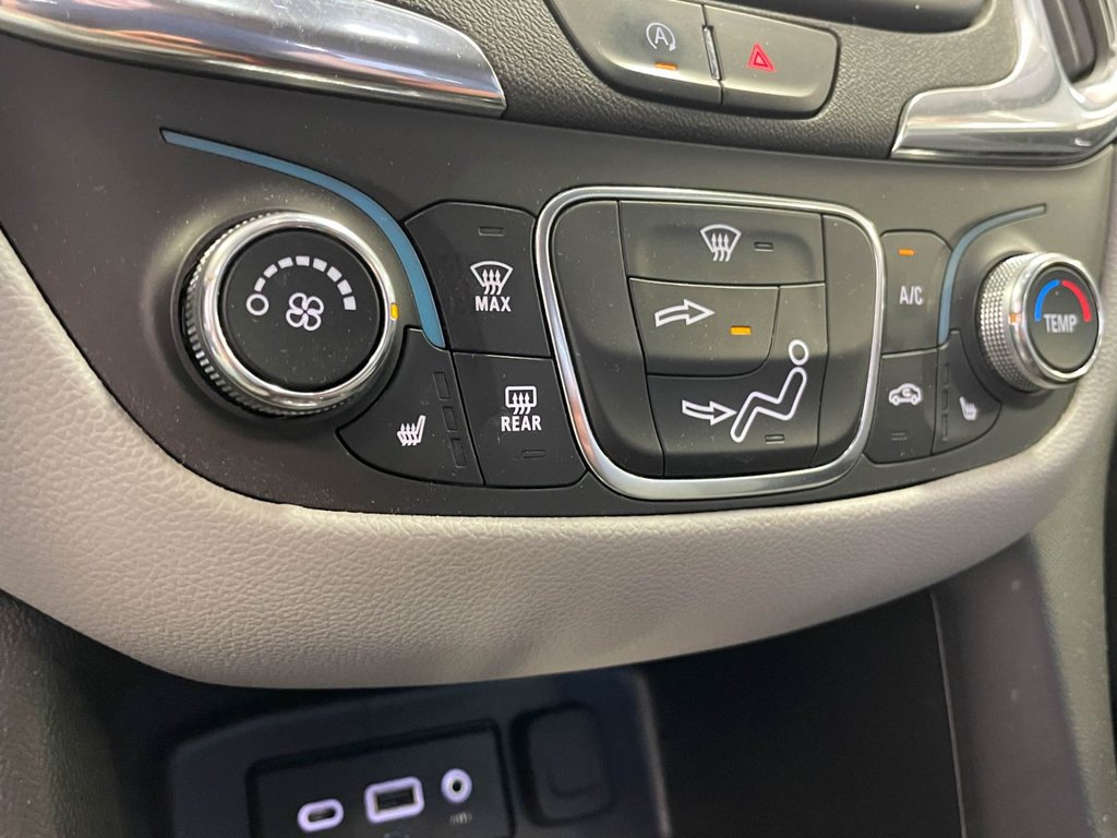 Chevrolet Equinox  2023 à St-Jérôme, Québec - 12 - w1024h768px