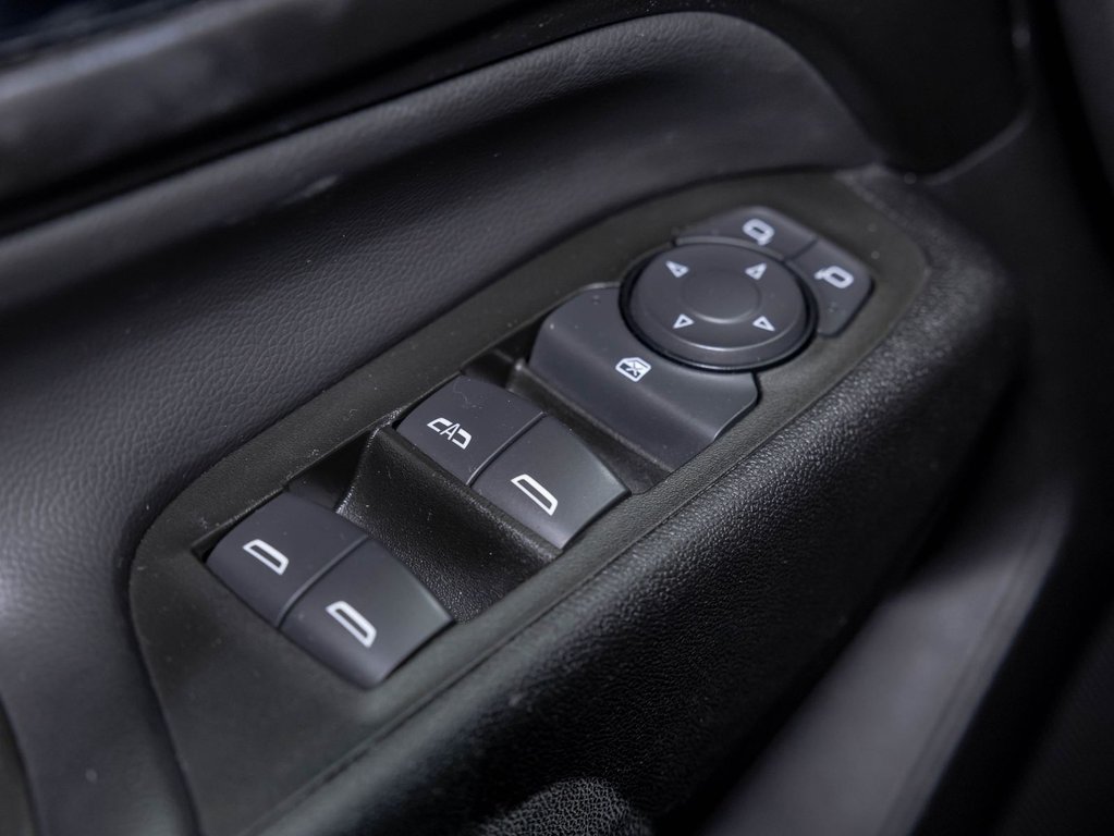 Chevrolet Equinox  2024 à St-Jérôme, Québec - 24 - w1024h768px