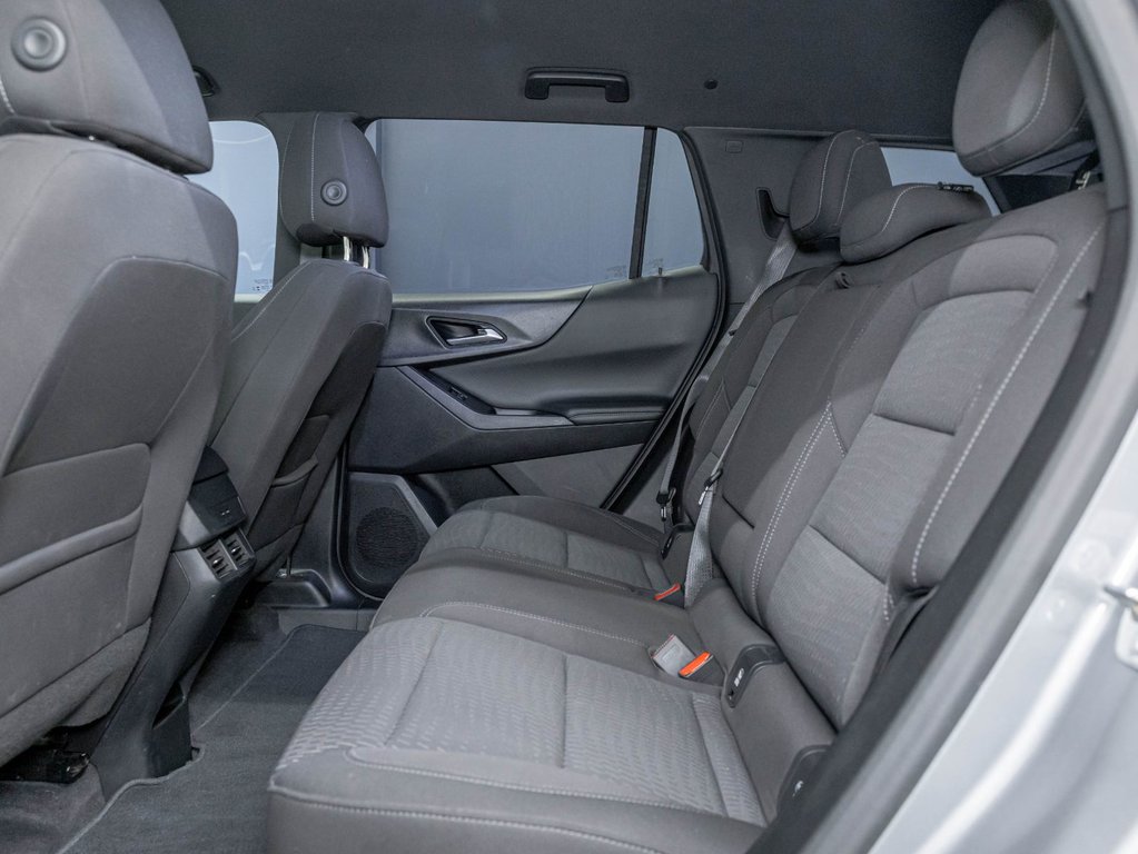 2025 Chevrolet Equinox in St-Jérôme, Quebec - 26 - w1024h768px