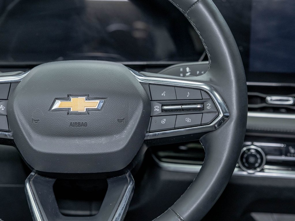 2025 Chevrolet Equinox in St-Jérôme, Quebec - 16 - w1024h768px