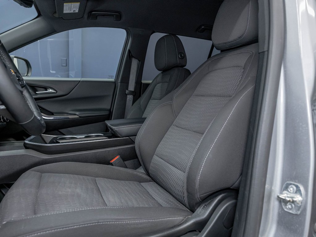 2025 Chevrolet Equinox in St-Jérôme, Quebec - 10 - w1024h768px