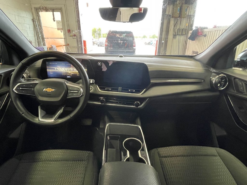 2025 Chevrolet Equinox in St-Jérôme, Quebec - 4 - w1024h768px