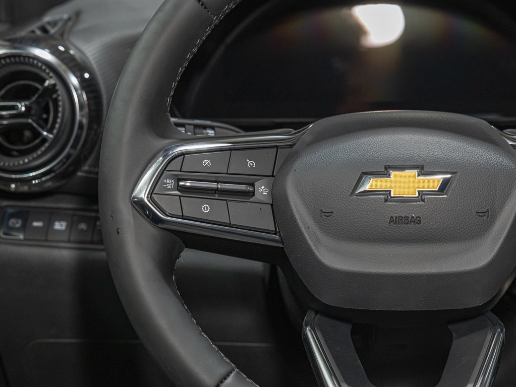 2026 Chevrolet Equinox in St-Jérôme, Quebec - 15 - w1024h768px