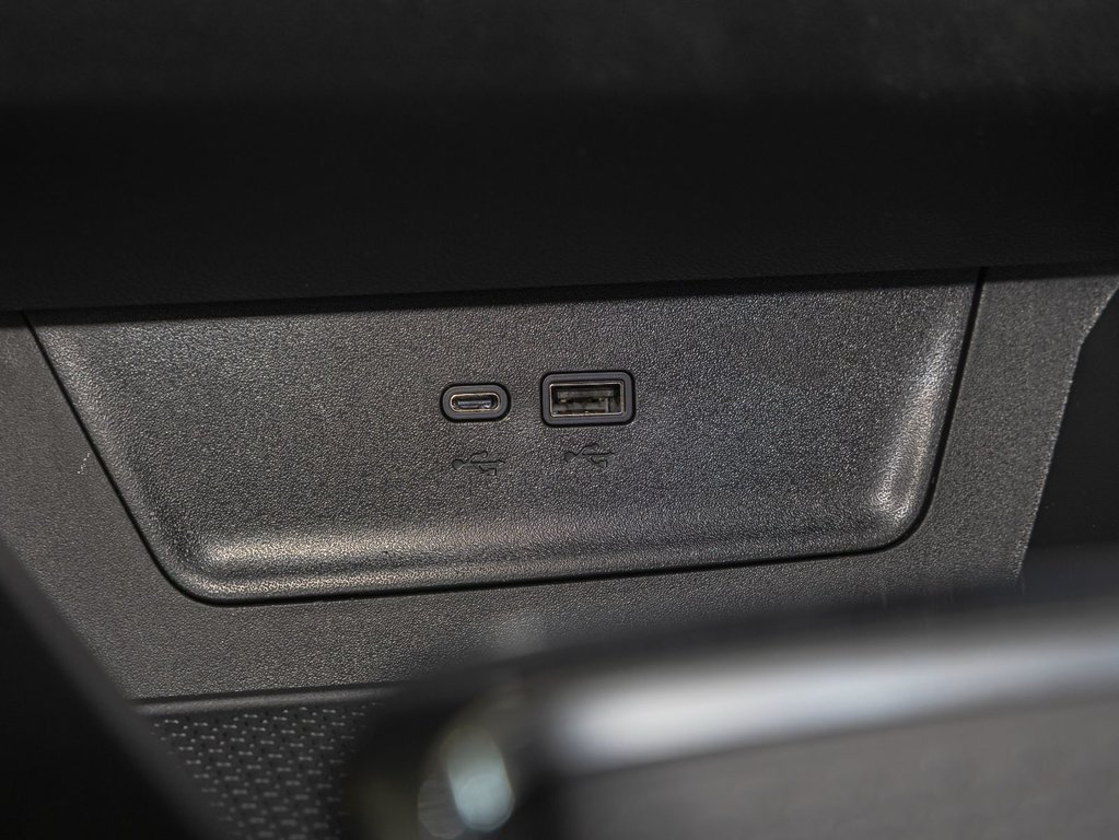 2026 Chevrolet Equinox in St-Jérôme, Quebec - 25 - w1024h768px