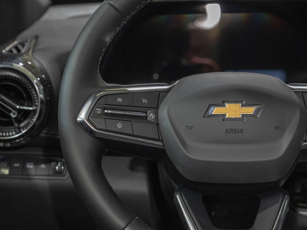 2026 Chevrolet Equinox in St-Jérôme, Quebec - 15 - w1024h768px