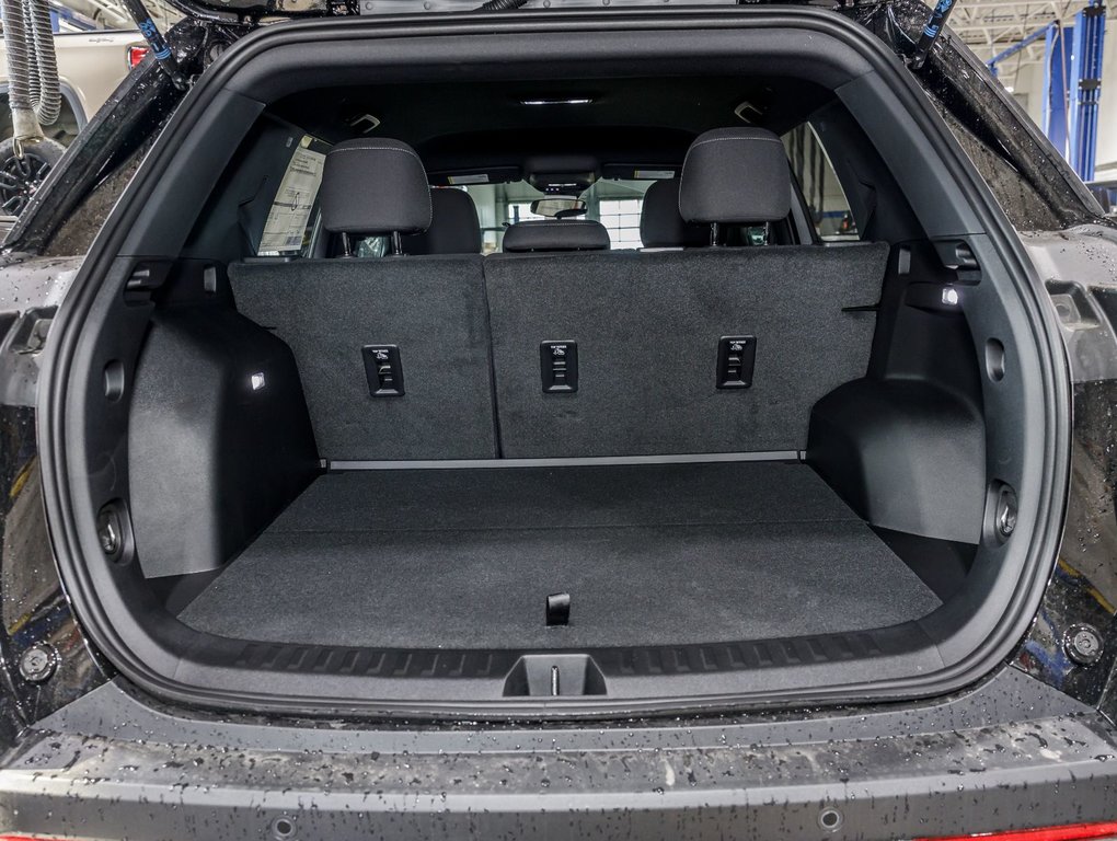 2026 Chevrolet Equinox in St-Jérôme, Quebec - 28 - w1024h768px