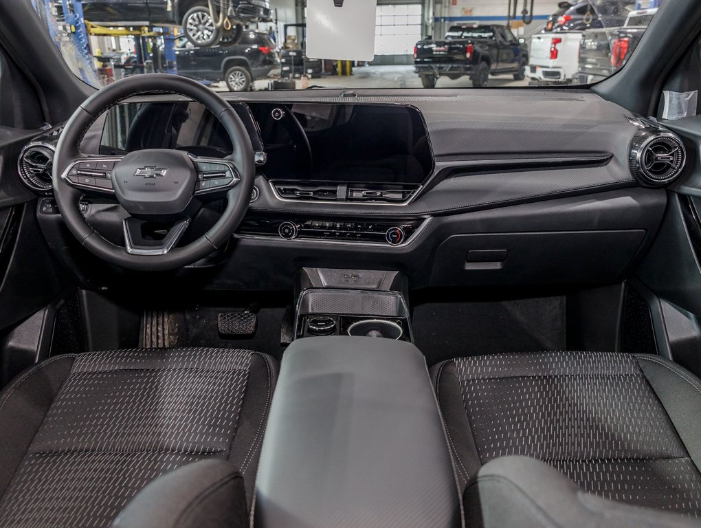 2026 Chevrolet Equinox in St-Jérôme, Quebec - 4 - w1024h768px