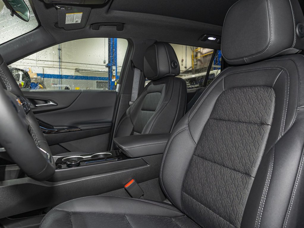 2026 Chevrolet Equinox in St-Jérôme, Quebec - 11 - w1024h768px