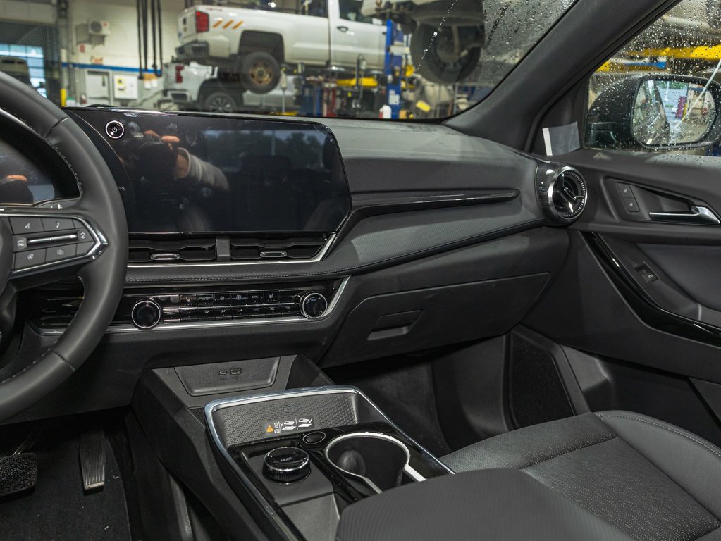2026 Chevrolet Equinox in St-Jérôme, Quebec - 20 - w1024h768px