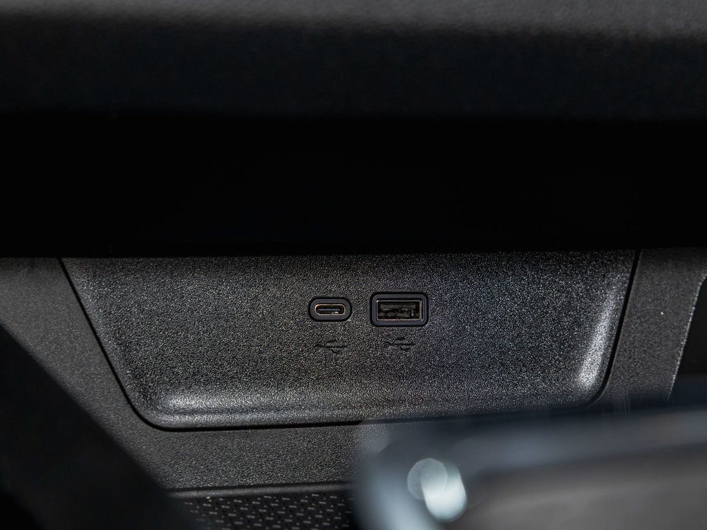 2026 Chevrolet Equinox in St-Jérôme, Quebec - 28 - w1024h768px