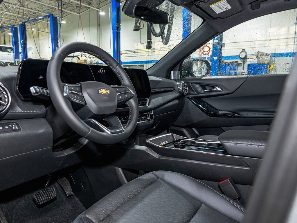 2026 Chevrolet Equinox in St-Jérôme, Quebec - 12 - w1024h768px