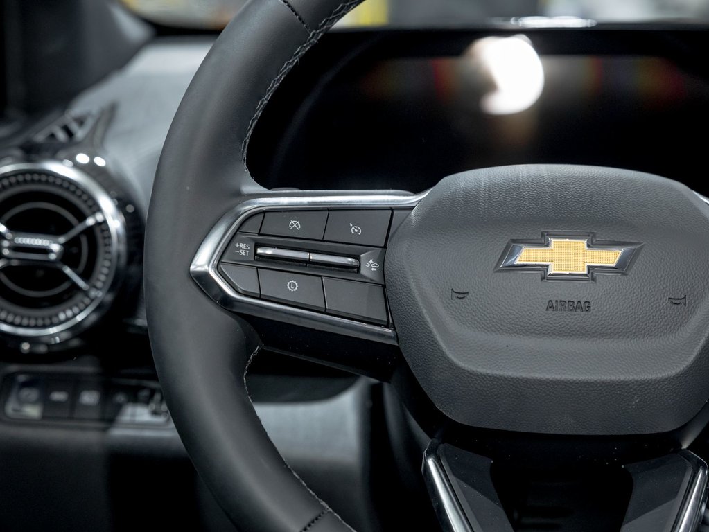 2026 Chevrolet Equinox in St-Jérôme, Quebec - 15 - w1024h768px