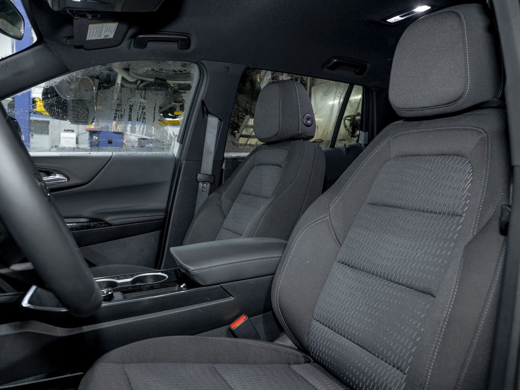 2026 Chevrolet Equinox in St-Jérôme, Quebec - 11 - w1024h768px