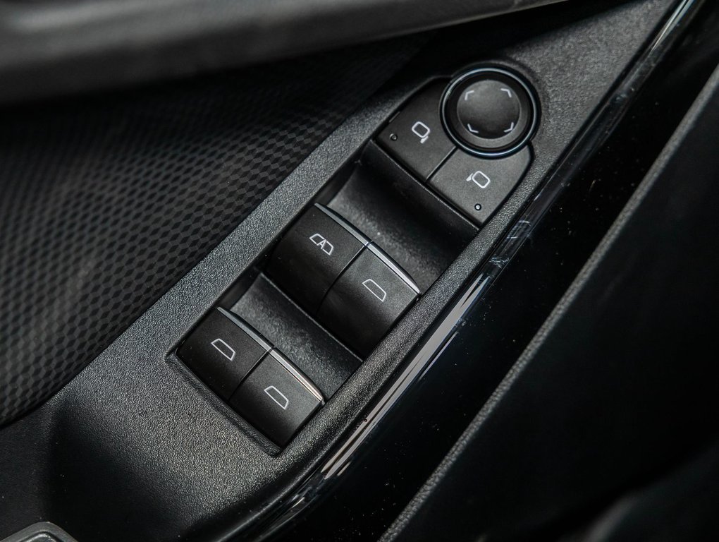 2026 Chevrolet Equinox in St-Jérôme, Quebec - 25 - w1024h768px