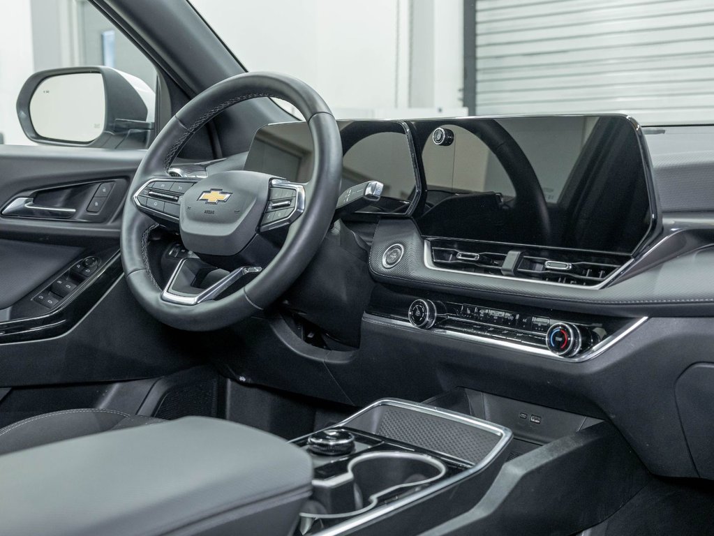 2026 Chevrolet Equinox in St-Jérôme, Quebec - 26 - w1024h768px