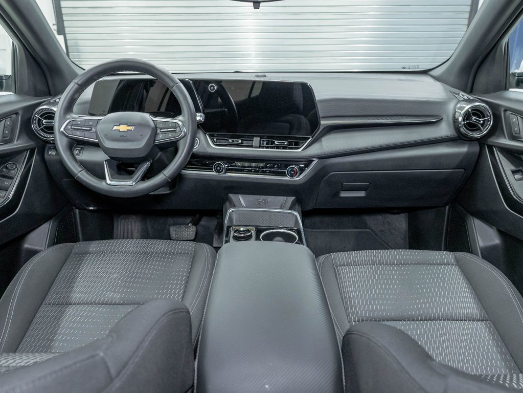 2026 Chevrolet Equinox in St-Jérôme, Quebec - 11 - w1024h768px